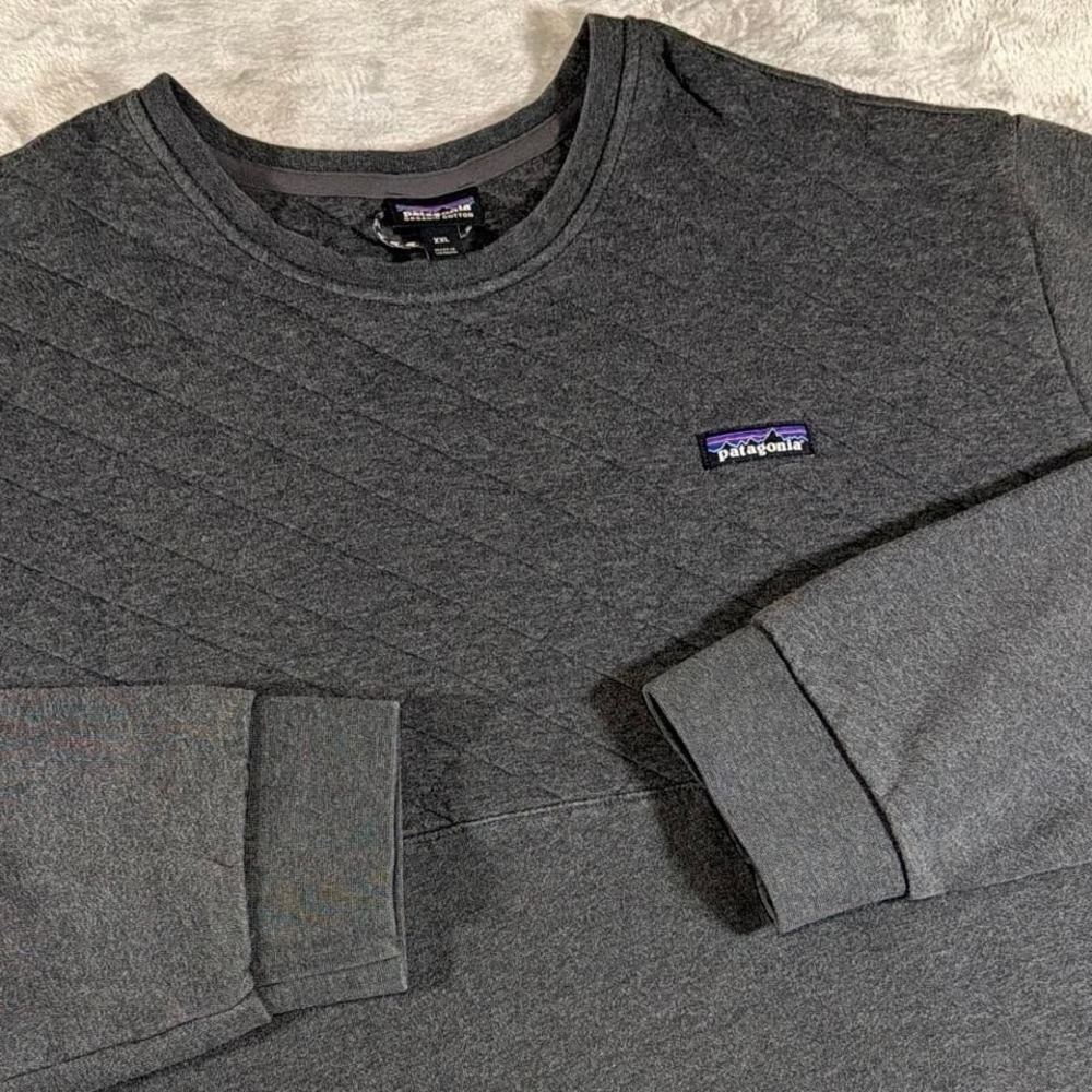 Patagonia Organic Cotton Quilted Crewneck Sweatshirt | Charcoal Gray | XXL